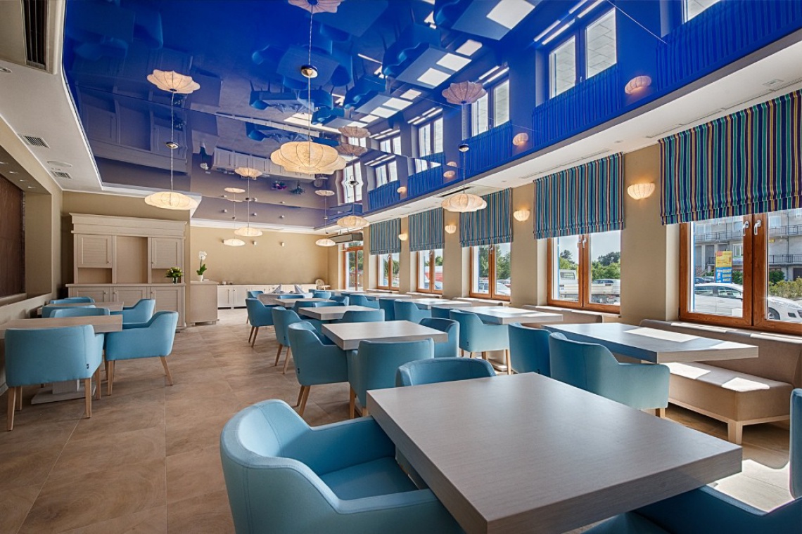 Hotel Szafir Hotel projektu CKK Architekci wita pierwszych gości