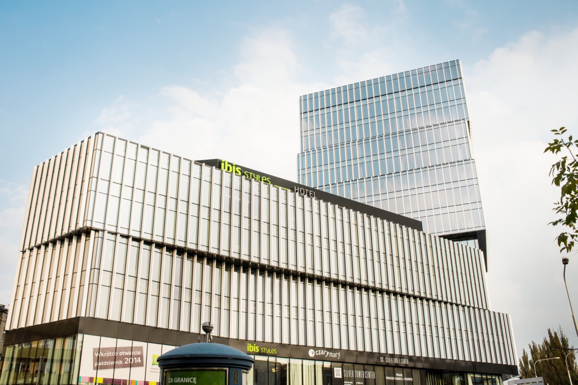 fot. Silver Tower Center oficjalnie rozpoczął swoją działalność Silver Tower Center projektu Maćków Pracownia Projektowa otwarty