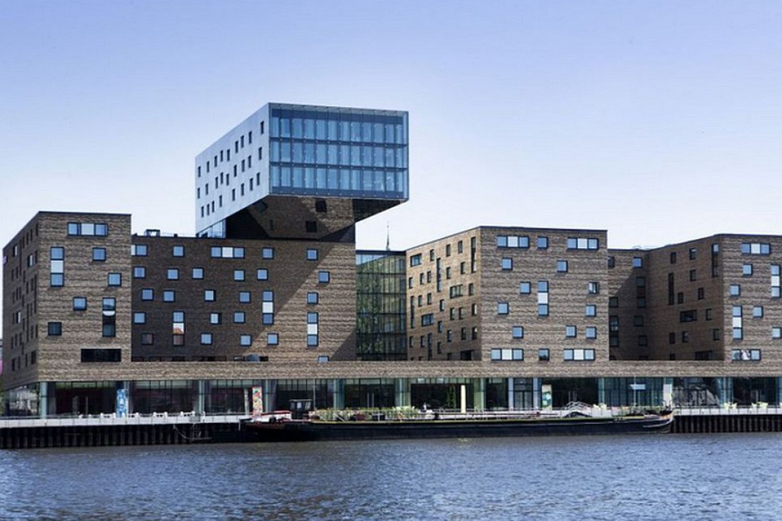 Berliński Hotel Nhow, fot. ryneklazienek.pl Berliński Hotel Nhow łączy design, sztukę i muzykę