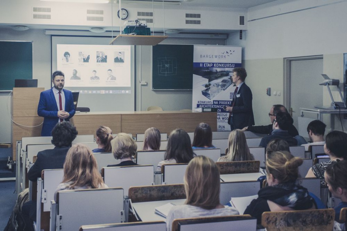 fot. Bargework, spotkanie ze studentami Konkurs na wnętrze biura na wodzie dobiega końca