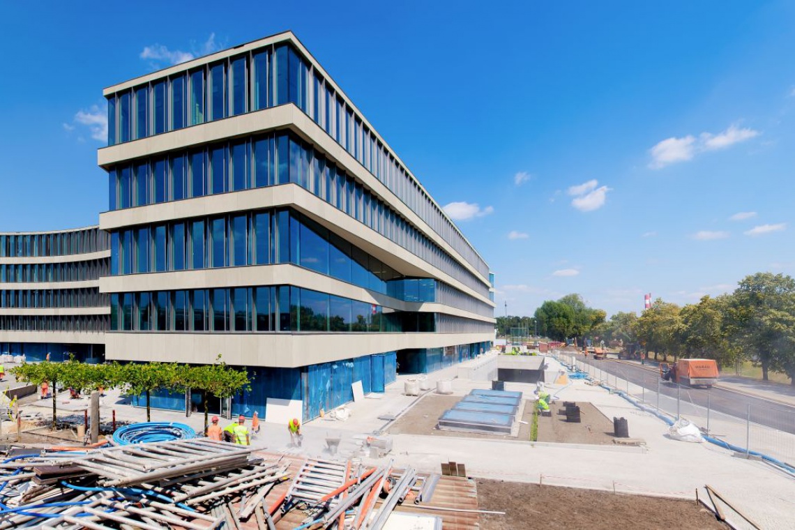 Royal Wilanów, budowa Nowe place miejskie dla Wilanowa od Capital Park