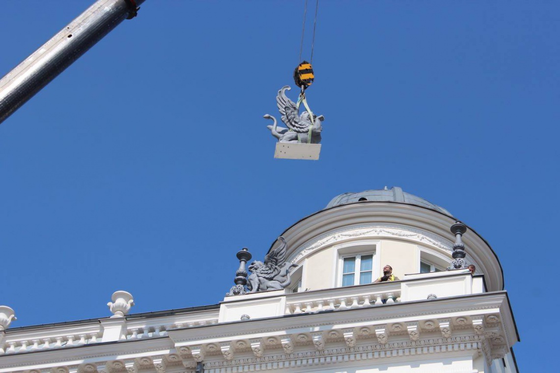 Kamienica pod Gryfami, fot. Mosaicon Jak gryfy wróciły na Kamienicę pod Gryfami?