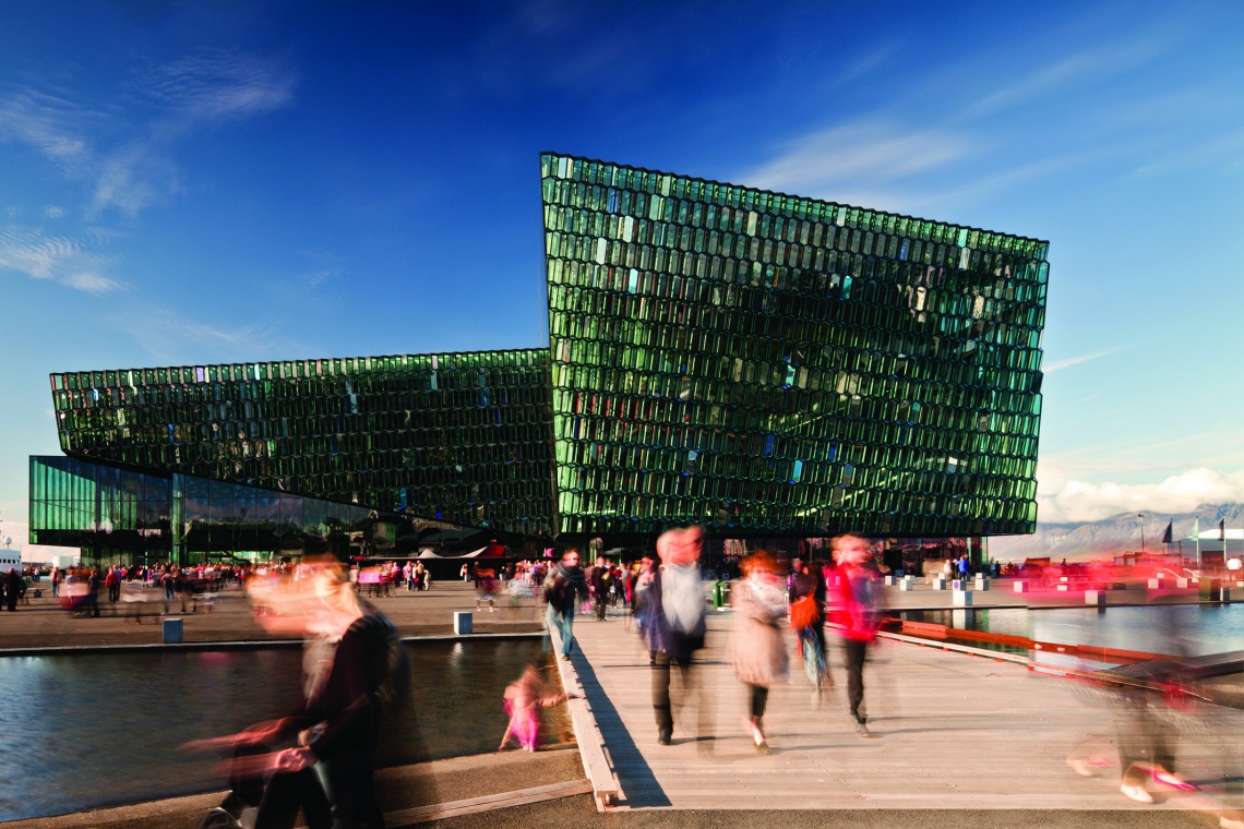 Winner 2013 - HARPA - HLA, STUDIO OLAFUR ELIASSON, BATTERID ARCHITECTS, fot. Muzeum Architektury we Wrocławiu Made in Europe to powieść o 25 latach europejskiej architektury