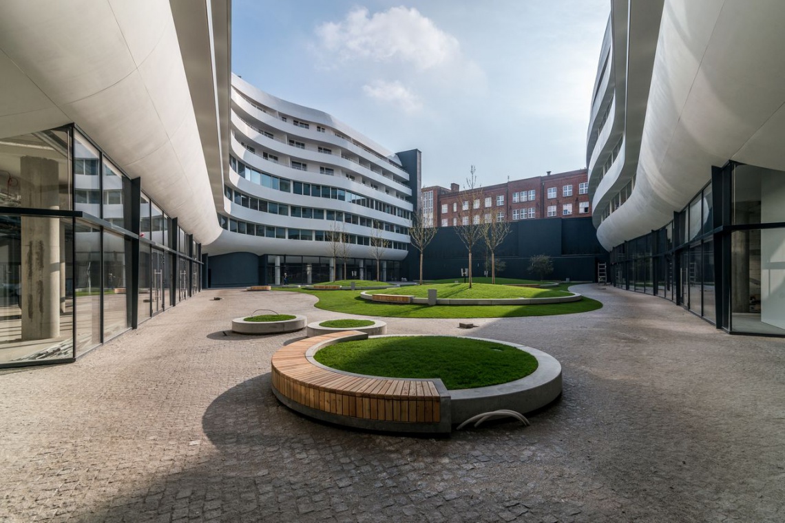 OVO Wrocław, fot. materiały prasowe Zobacz zielone patio w centrum Wrocławia