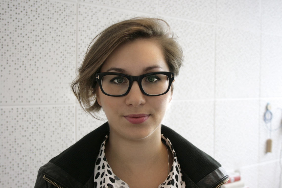 Kinga Chmielarz. fot. Konrad Hulak. Lubię projektować rzeczy, które mają sens