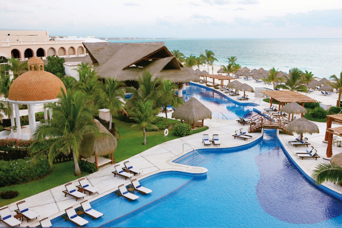 Excellence Riviera Cancun Mexico. Opinia gościa Hotels.com: „Naprawdę najbardziej niewiarygodny hotel, w jakim kiedykolwiek przebywaliśmy z partnerem“. fot. Hotels.com Tutaj zostawisz serce w podróży. TOP najbardziej romantycznych hoteli