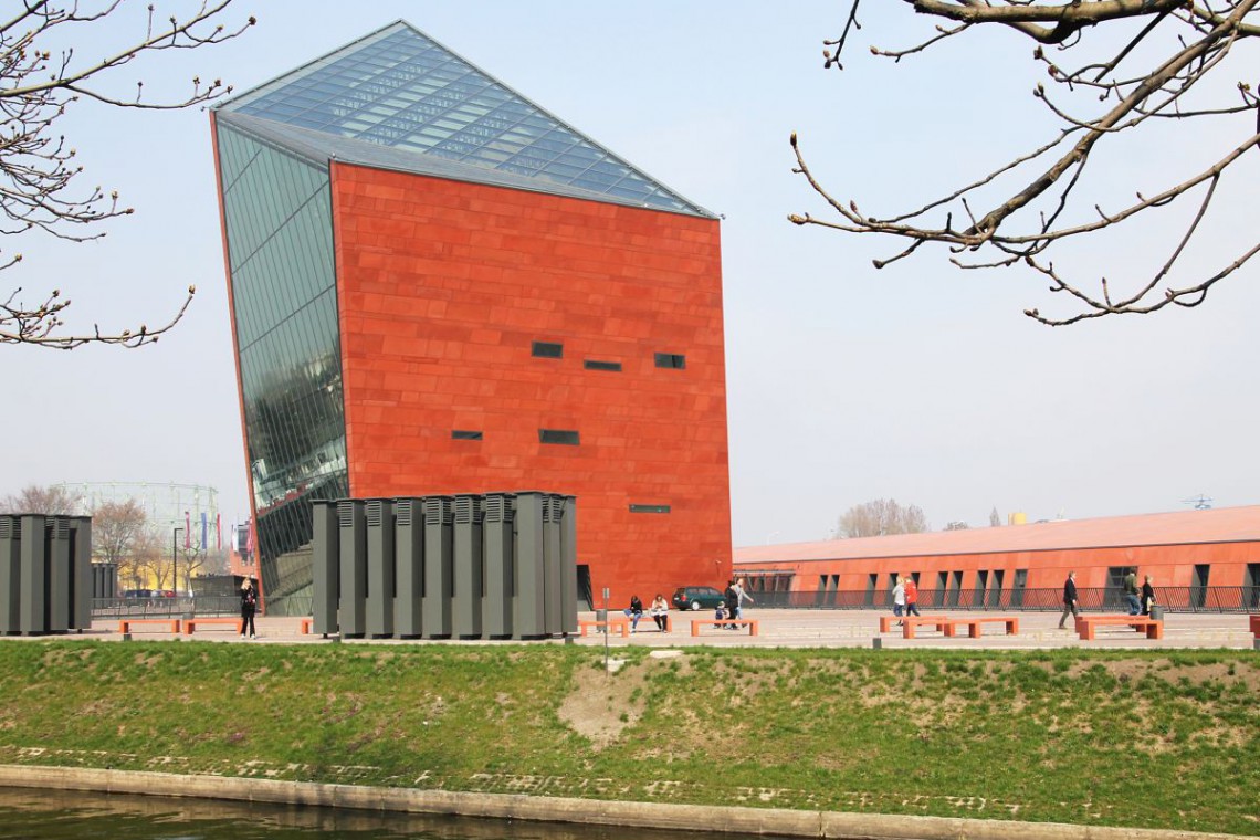 Muzeum II Wojny Światowej fot. mat. prasowe Aluprof Ikona historii, ikona miasta - Muzeum II Wojny Światowej