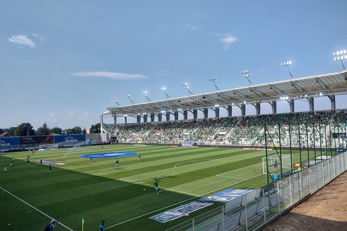 Jest Umowa Na Dwie Nowe Trybuny Stadionu W Radomiu