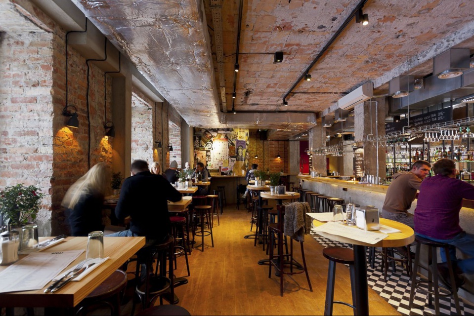 Restauracja Aioli, fot. i projekt wnętrz A+D (16).jpg Aioli - jedna z najpopularniejszych restauracji w Warszawie wg projektu A+D