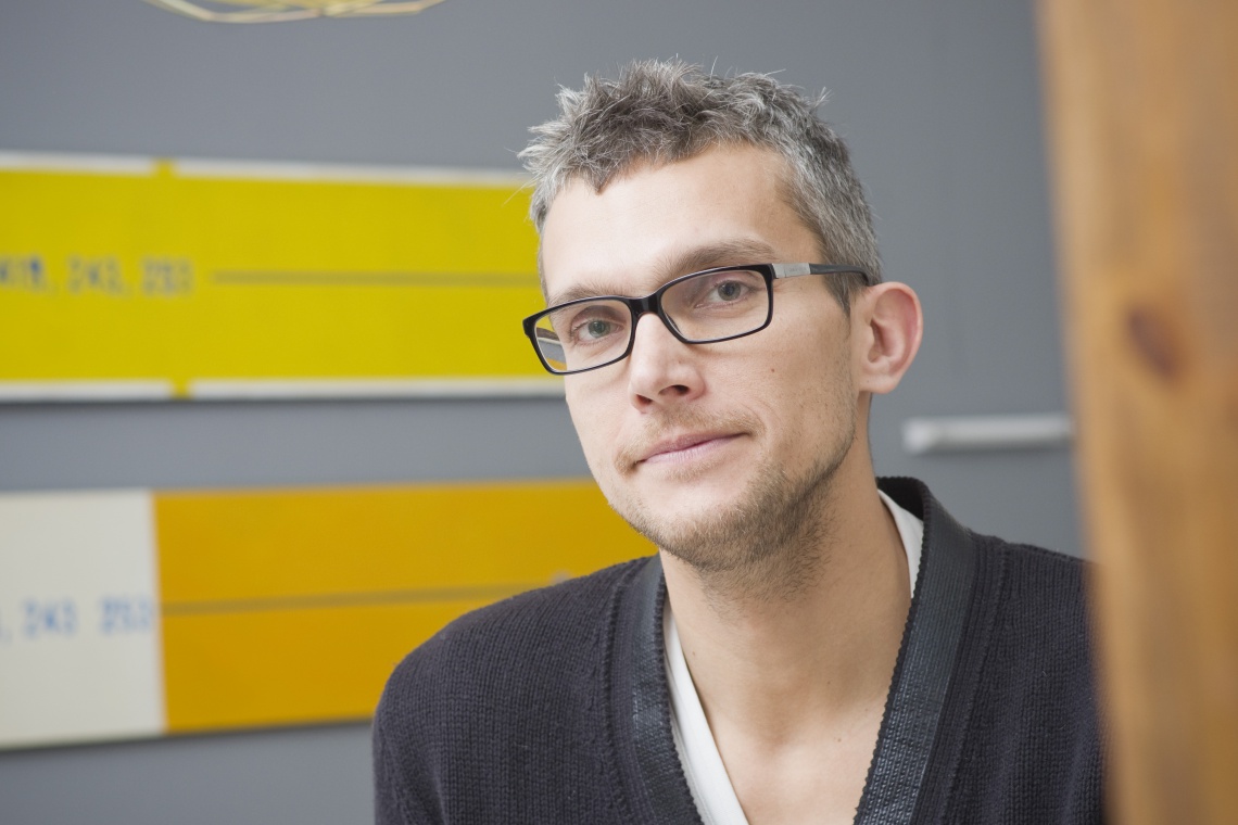 Marek Witaszewski, architekt i współwłaściciel pracowni OTOMI, fot. Piotr Waniorek/zelaznastudio.pl Rynek na nietypowe biura w Polsce jest bardzo niewielki