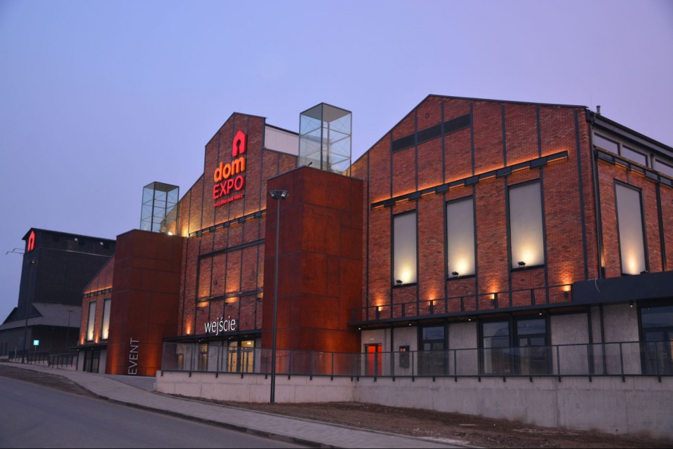 domExpo w Opolu już otwarty, fot. materiały inwestora Industrialny charakter i szczerość - domExpo już gotowy
