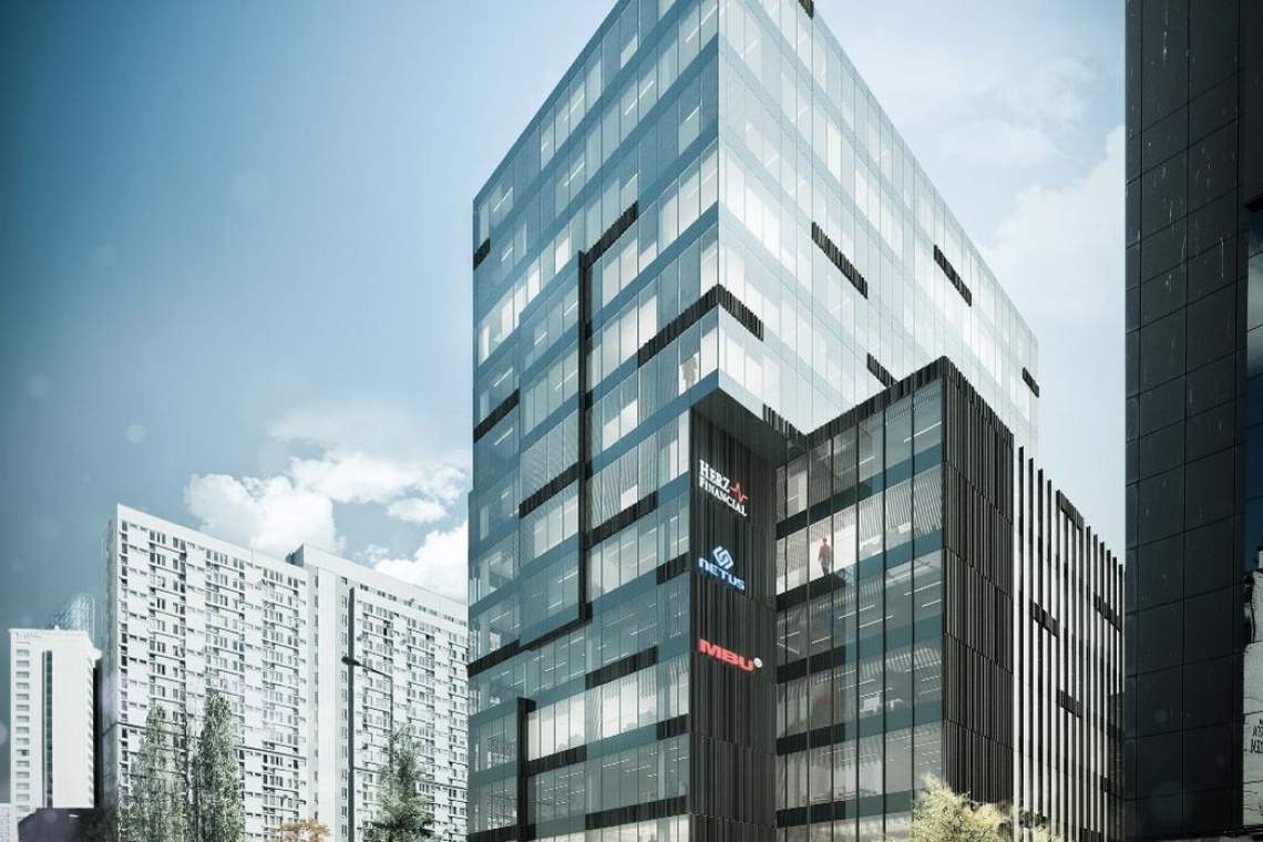 Biurowiec przy ulicy Grzybowskiej 43, fot. Cushman & Wakefield Efektownie i funkcjonalnie na Grzybowskiej