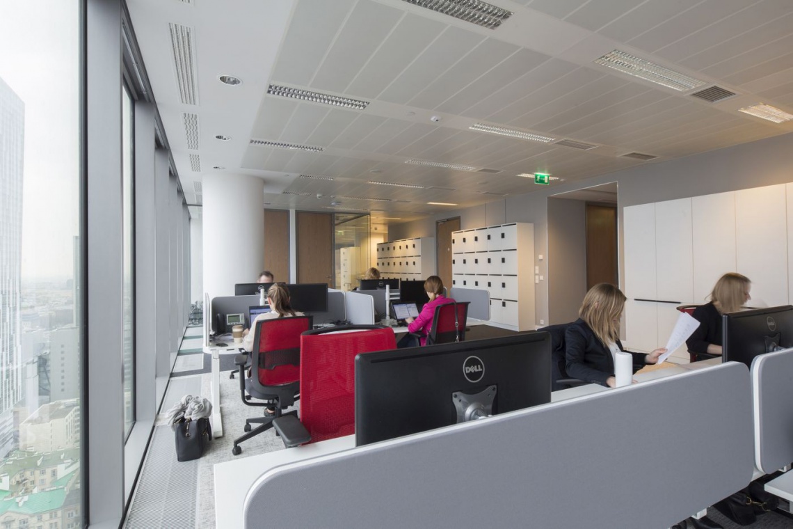 Biuro CBRE w Rondo 1, Warszawa, fot. CBRE Elastyczne biuro - jak pogodzić udaną aranżację z kosztami
