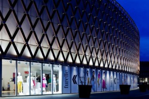 Showroom… z pracownią krawiecką