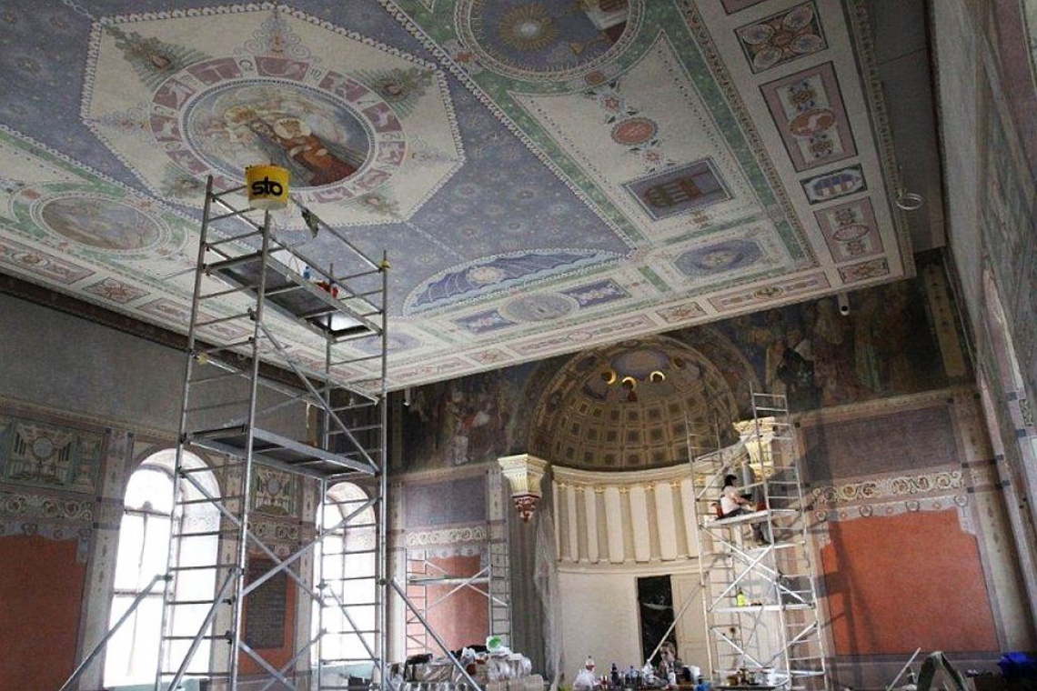 Dawne Kolegium i dawna Kolegiata św. Michała w Płocku, fot. materiały prasowe UM Płock Płock: już prawie koniec rewitalizacji na terenie Małachowianki