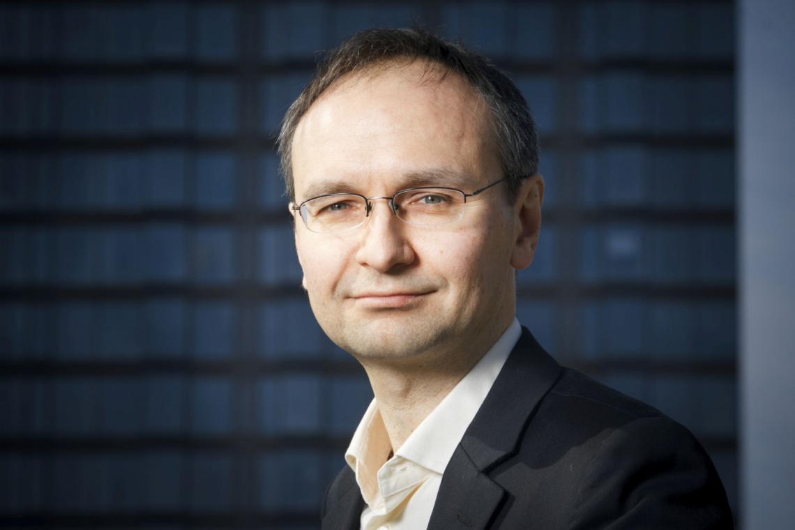 Wojciech Popławski, architekt, współzałożyciel pracowni OP Architekten Współczesna architektura jest ściśle związana z nowoczesnymi technologiami