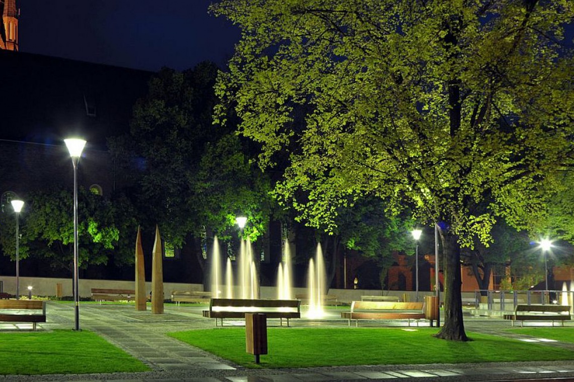 Zagospodarowanie Skweru im. Ks. Prałata Stefana Pieczki w Raciborzu, fot. slaskie.pl Skwer w Raciborzu odzyskał blask, dzięki pracowni Architec
