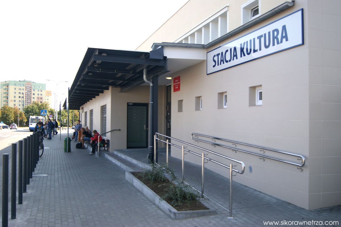 Dworzec PKP w Rumi ze Stacją Kultury, fot. Sikora Wnętrza Dworzec w Rumi nowoczesny i funkcjonalny