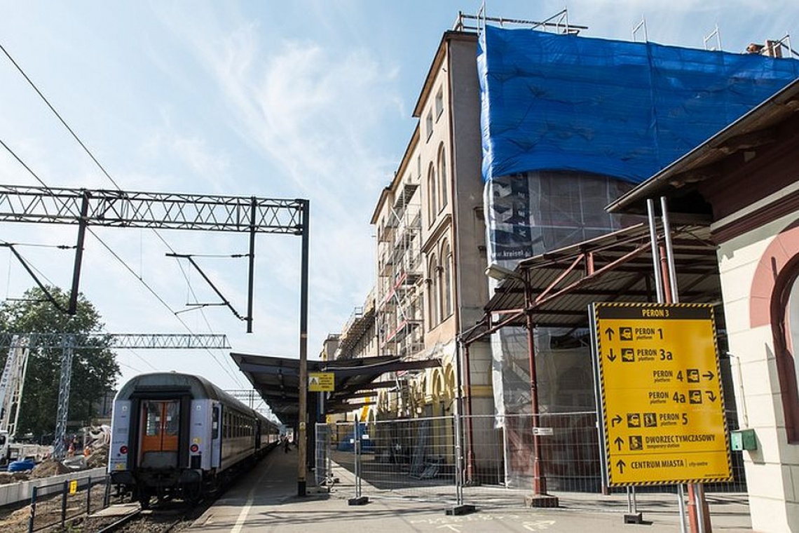 Dworzec Bydgoszcz Główna, fot. kujawsko-pomorskie, Tymon Markowski Bydgoszcz i Toruń stawiają na kolej - modernizacje dworców