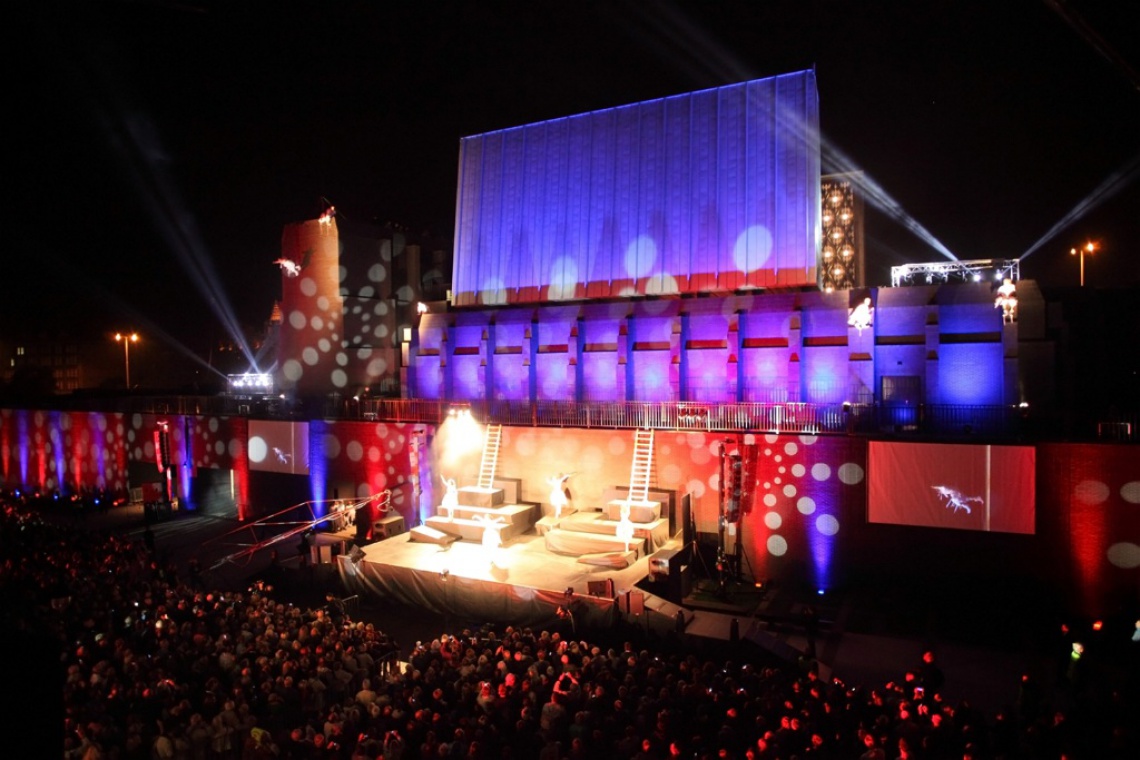 Gdański Teatr Szekspirowski otwarty!, foto. Krzysztof Mystkowski Cztery i pół tysiąca widzów na otwarciu Gdańskiego Teatru Szekspirowskiego