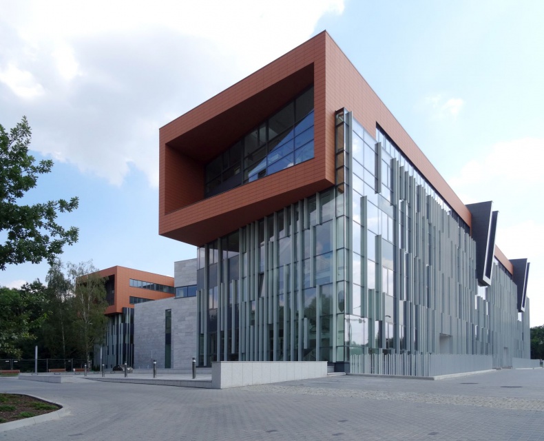 Uniwersytet Lodzki4 AGG Architekci.jpg Unikalna bryła Wydziału Filologicznego UŁ od AGG Architekci Grupa Grabowski