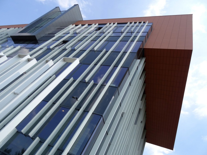 Uniwersytet Łódzki_AGG Architekci.JPG Unikalna bryła Wydziału Filologicznego UŁ od AGG Architekci Grupa Grabowski