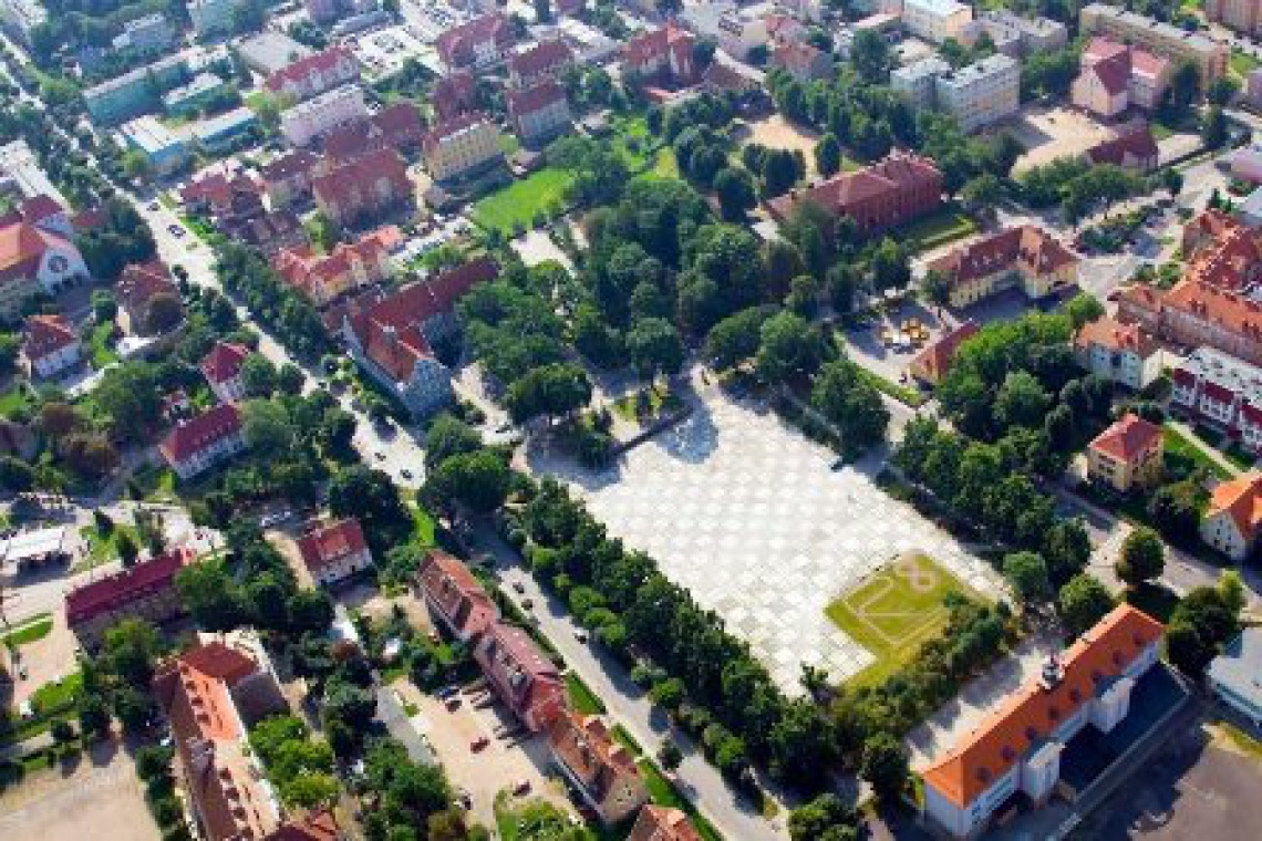 fot. z archiwum Urzędu Miejskiego w Giżycku Kto zaprojektuje nową koncepcję Placu Piłsudskiego w Giżycku?