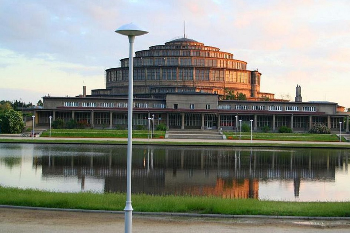 Hala Stulecia, Wrocław, fot. Luxan Stolica Dolnego Śląska stawia na inteligentny rozwój