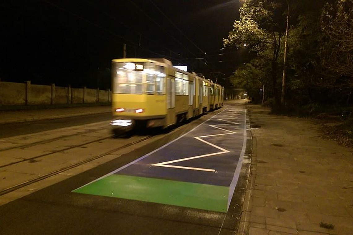 Strabag wykonał pierwszy przystanek 3D w Szczecinie, fot. UM Szczecin Pierwszy przystanek 3D w Szczecinie
