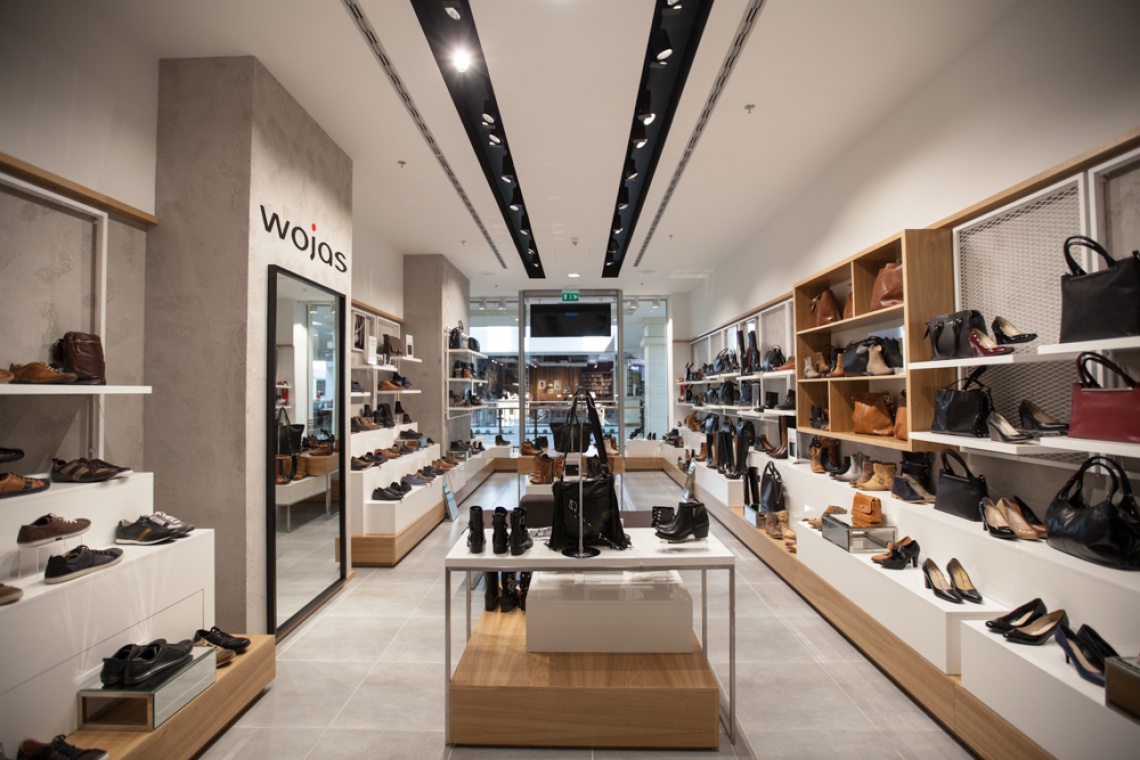 Salon Wojas, Arkadia, projekt i fot. Forbis Group Lifting marki to nie zawsze gruntowne zmiany aranżacyjne
