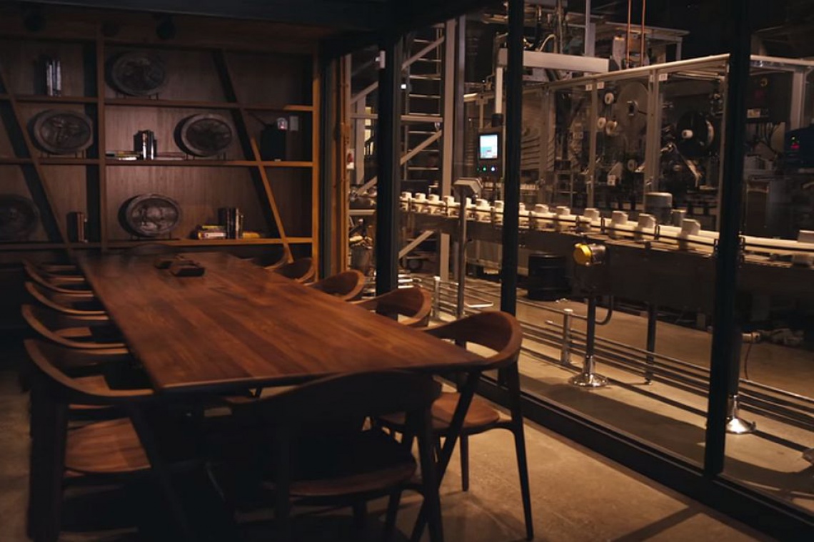 Starbucks Fabryka, pijalnia i teatr kawy w jednym - nowy koncept Starbucks