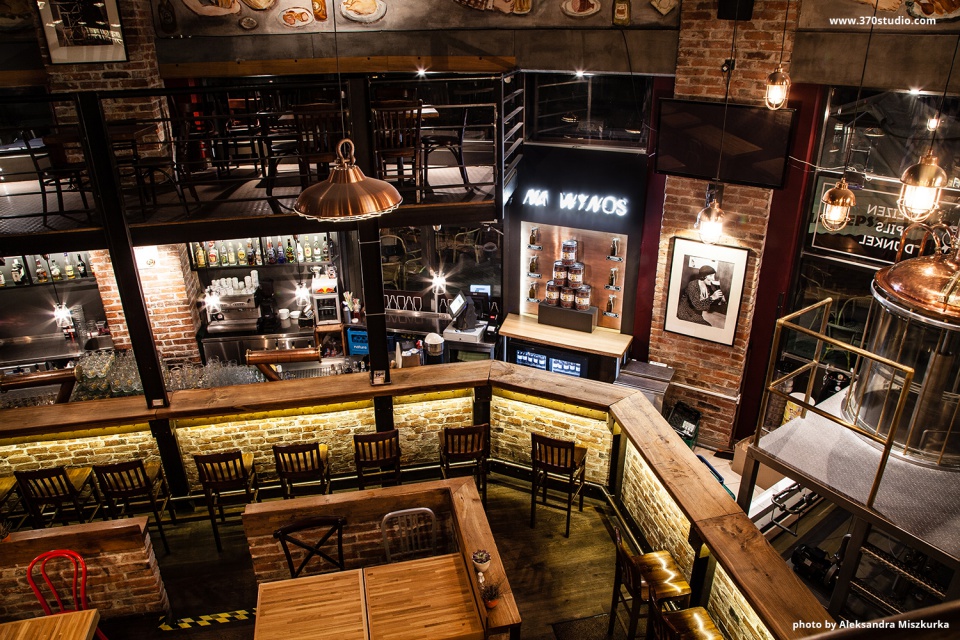fot. 370studio – dobry lifting marki na przykładzie Bierhalle Zobacz Bierhalle zmienione dzięki 370studio