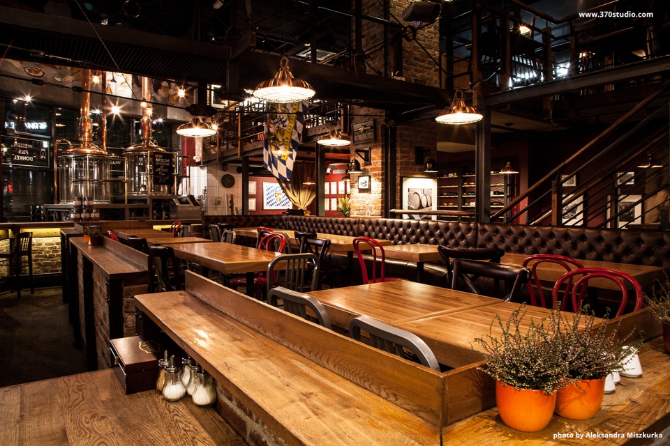 fot. 370studio – dobry lifting marki na przykładzie Bierhalle Zobacz Bierhalle zmienione dzięki 370studio