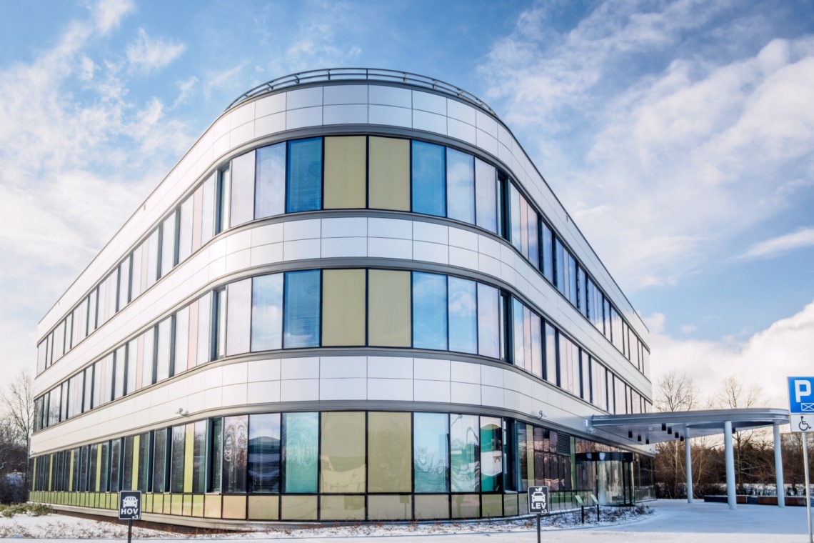 fot. Innowacyjny biurowiec firmy Volvo Polska Innowacyjny biurowiec dla Volvo zaprojektowali ETC Architekci