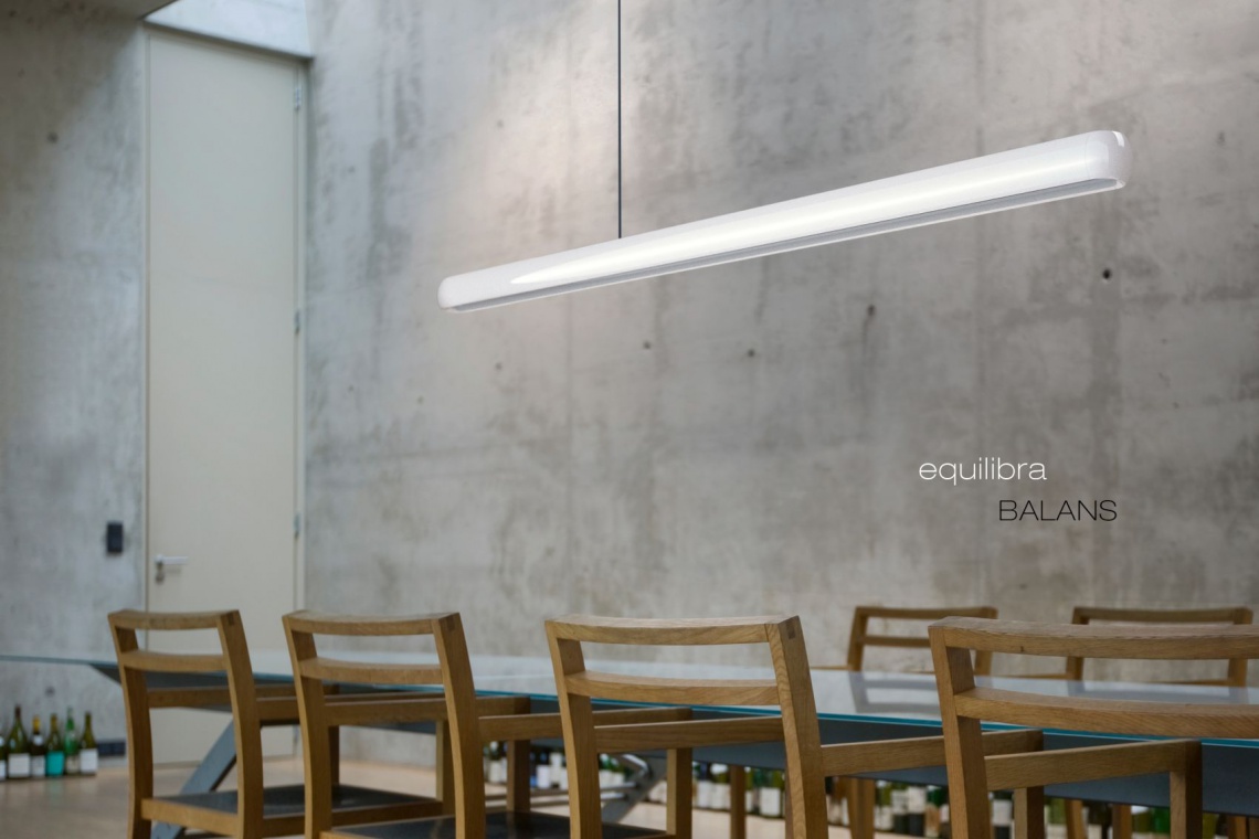 Lampa Equilibra Balans projektu Piotra Jagiełłowicza Fot. Aquaform Red Dot Design Award dla projektu Equilibra Balans Piotra Jagiełłowicza