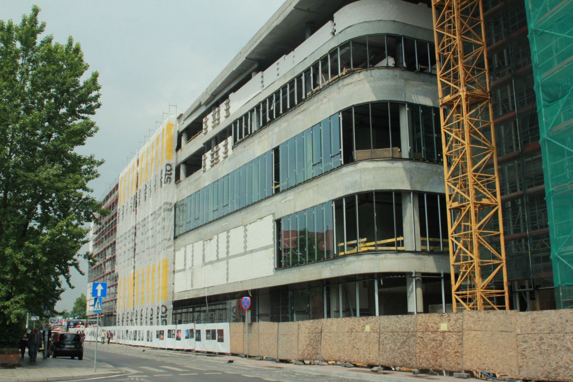 Budowa nowego Supersamu w centrum Katowic, fot. Michał Oleksy Nowy Supersam od Konior Studio z wiechą