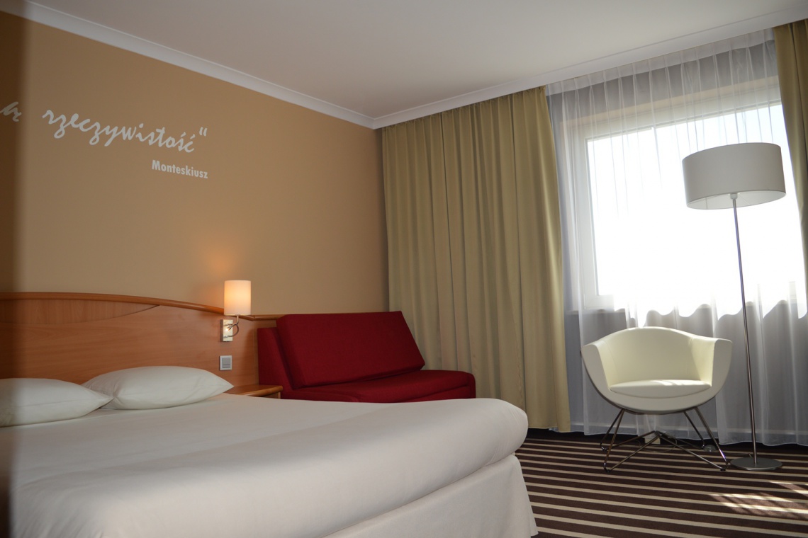 Novotel Poznań Centrum Pracownia Tremend odmieniła Novotel Poznań Centrum
