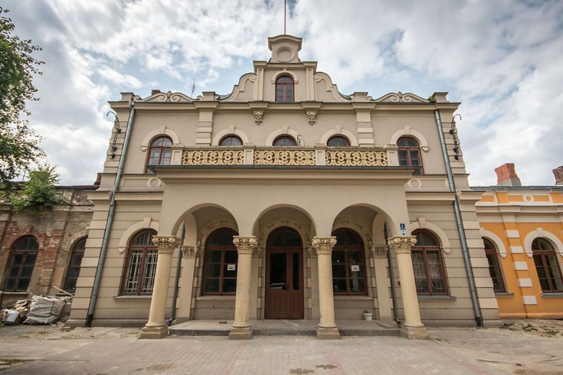 Dworzec w Aleksandrowie Kujawskim, fot. kujawsko-pomorskie.pl, Szymon Zdziebło Zabytkowy dworzec odzyskał blask