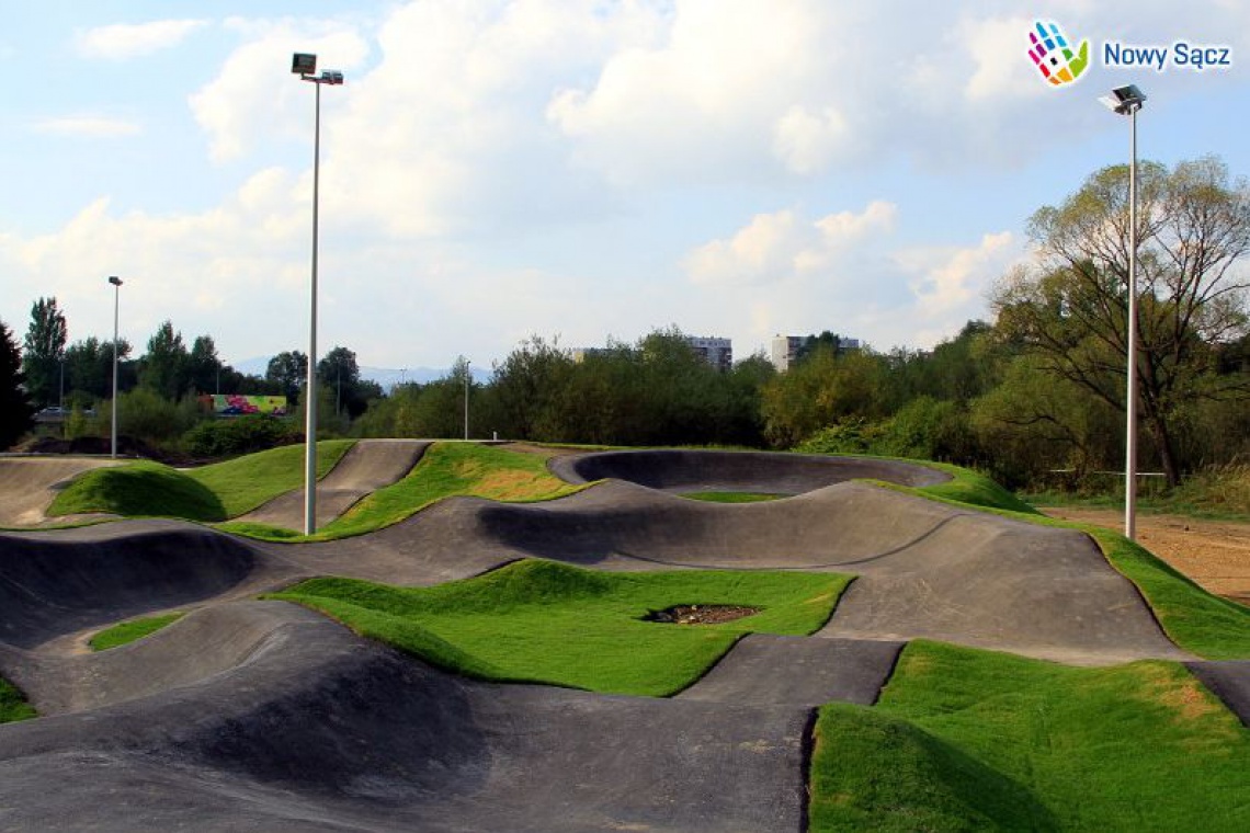 Pumptrack, fot. nowysacz.pl To nie skatepark, to pumptrack - największy w Polsce tor rowerowy