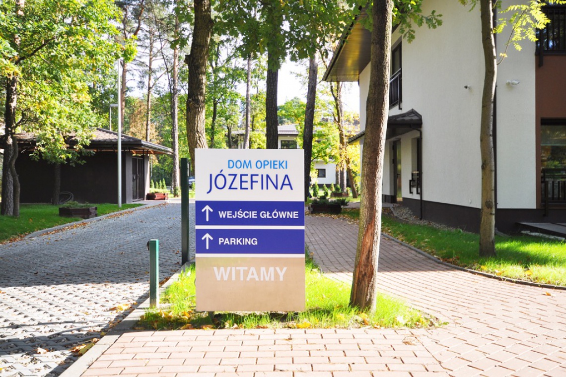 Dom Opieki Józefina, fot. Grupa Advertis Oznakowanie Domu Opieki Józefina dopasowane do potrzeb seniorów