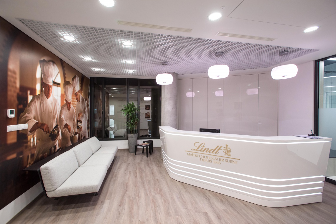 fot. JMP Service Zobacz biuro firmy Lindt w Royal Wilanów
