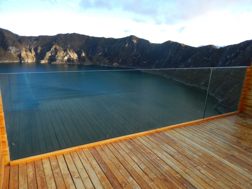 taras widokowy Quilotoa Shalalá Overlook, fot. Javier Mera Niezwykły taras widokowy na wulkanie - Quilotoa Shalalá Overlook