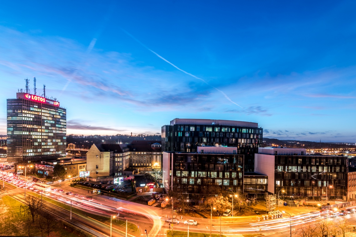 Tryton Business House Biurowiec projektu Arch-Deco z pozwoleniem na użytkowanie