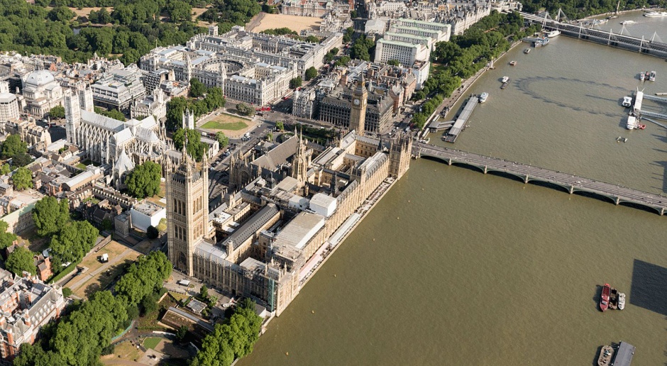 Foster + Partners zajmą się odnową Pałacu Westminsterskiego?