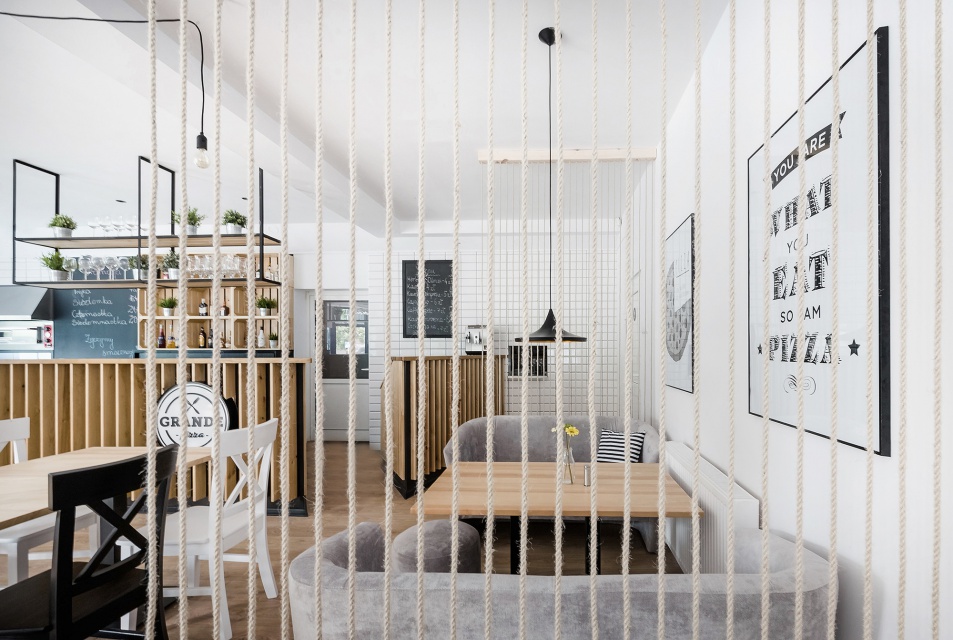 Grande Pizza według projektu Kres Architekci, fot. Patryk Czornij Pierwsza prawdziwie włoska restauracja w Tomaszowie Lubelskim