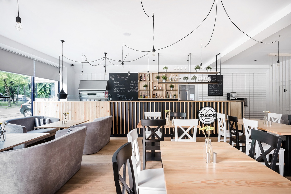 Grande Pizza według projektu Kres Architekci, fot. Patryk Czornij Pierwsza prawdziwie włoska restauracja w Tomaszowie Lubelskim