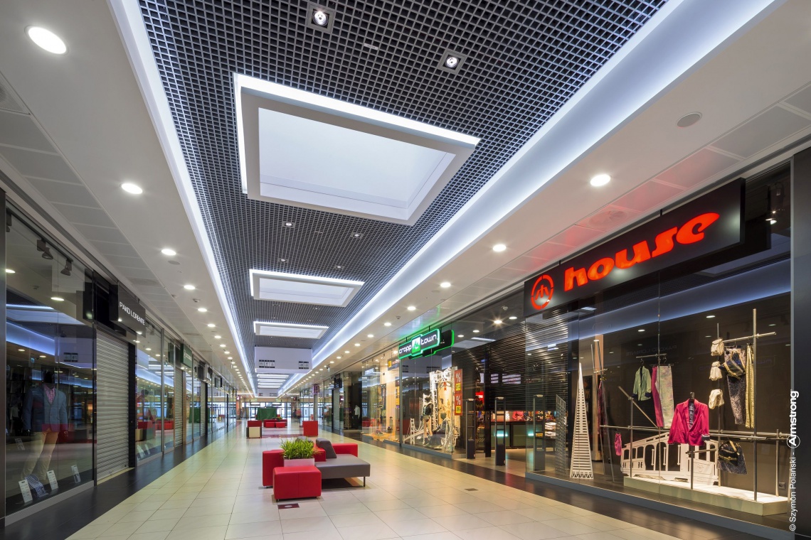 Szczecin Outletpark, fot. Armstrong Centra handlowe muszą się zmieniać. Ile to kosztuje?