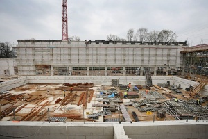 Zaawansowane prace na budowie pływalni olimpijskiej we Wrocławiu