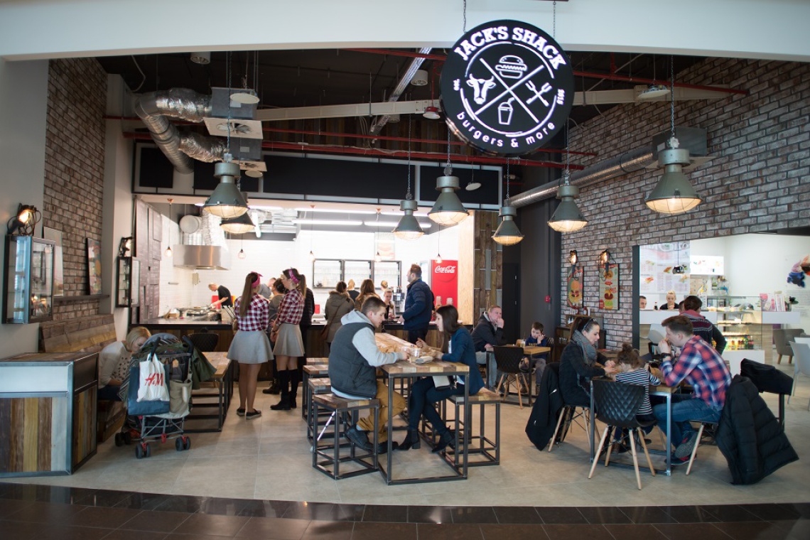 Całkiem nowy koncept burger baru – Jack’s Shack, fot. Alfa Centrum Bar Jack’s Shack w Alfa Centrum. To projekt studia Kolor Plus