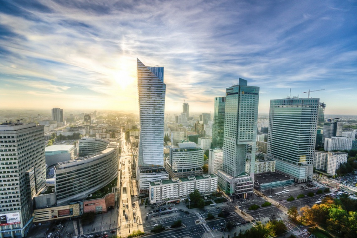 Warszawa, fot. skitterphoto / pixabay Problem Warszawy to brak spójnego centrum